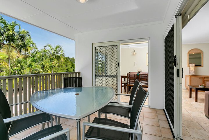 Terrace/Patio 37 of 60