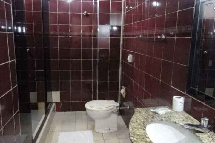 Room 40 of 53