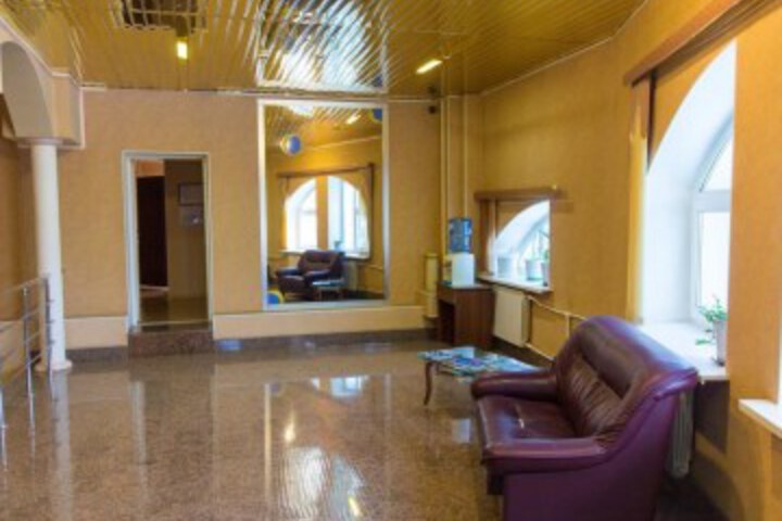 Room 9 of 11