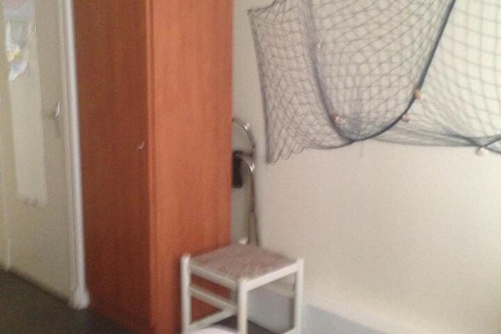 Room 30 of 64