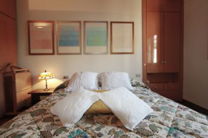 Room 12 of 43