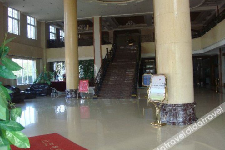 Jinlong Hotel