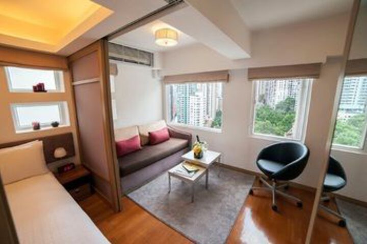 Room 14 of 20