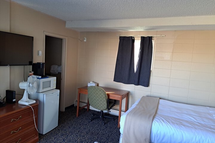 Room 36 of 47