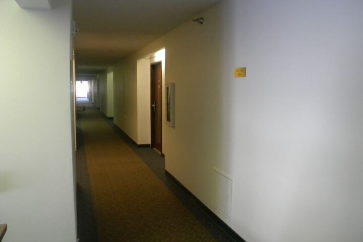 Ballroom/Hall 32 of 39