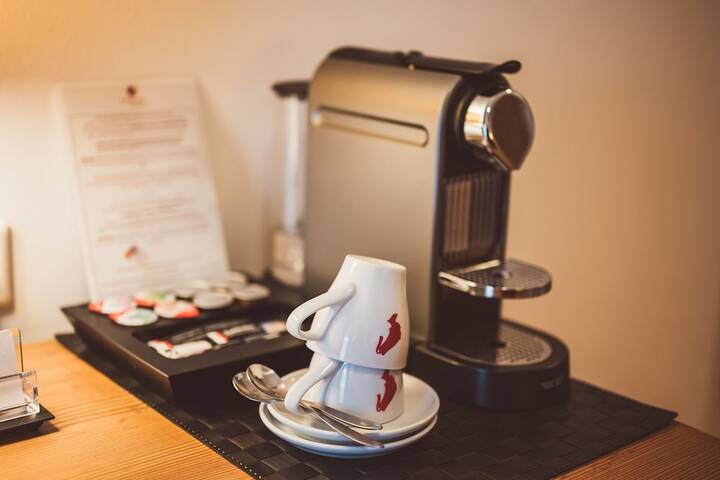 Breakfast/Coffee Service 32 of 66