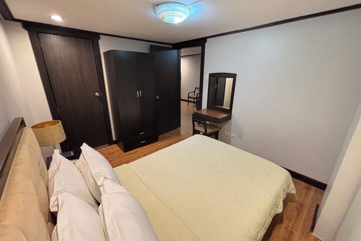 Room 13 of 61