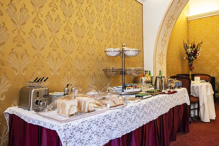 Breakfast/Coffee Service 27 of 51
