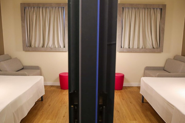 Room 47 of 110