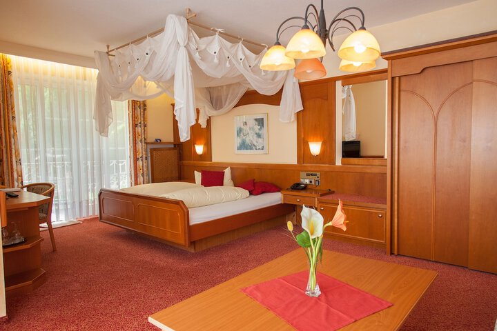 Room 29 of 50