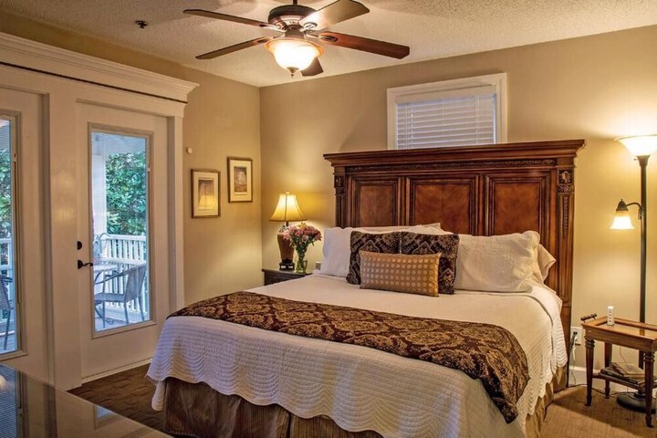 Room 3 of 26