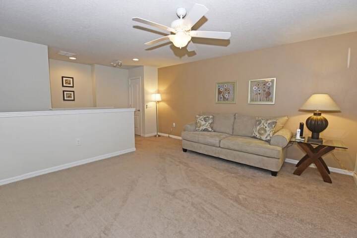 Room 8 of 22