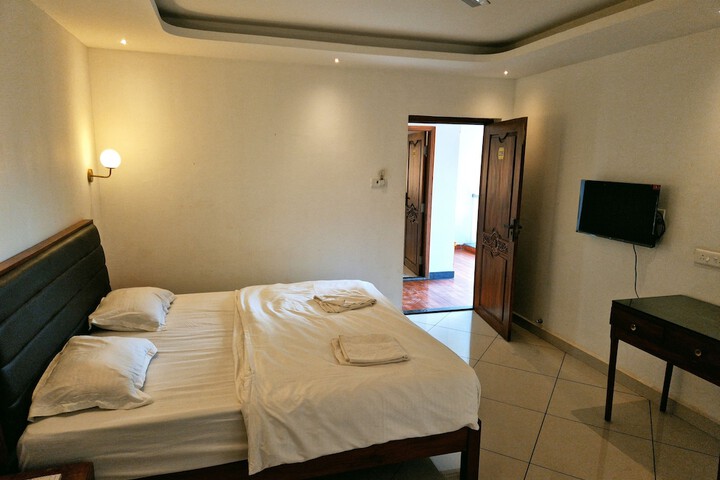 Room 54 of 169