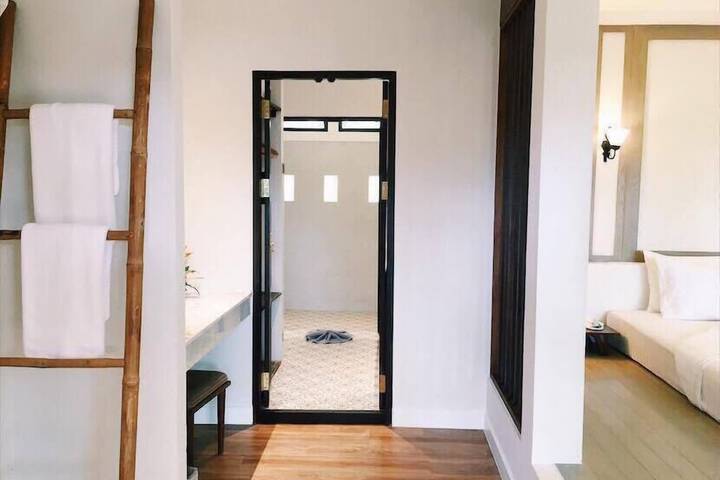 Room 15 of 57