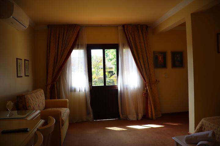 Room 45 of 127