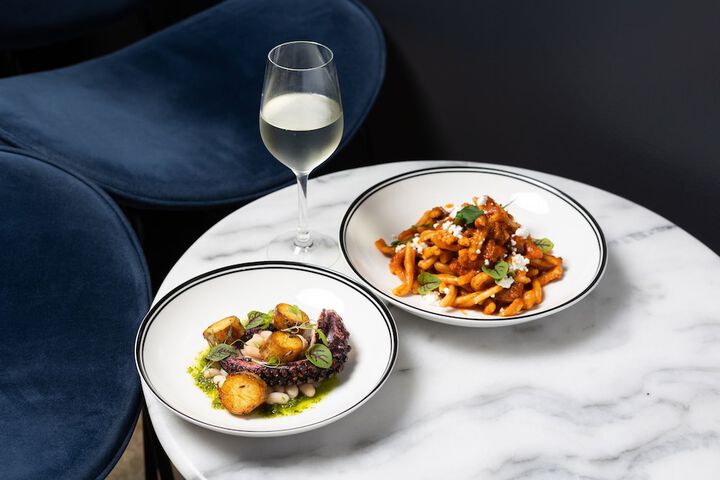 Dining 96 of 138