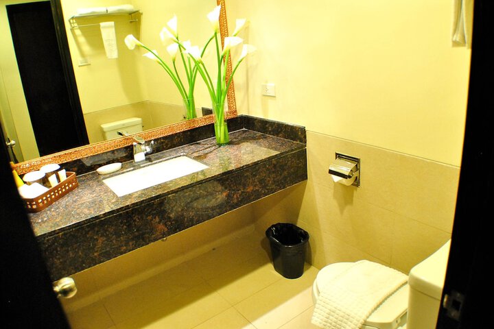 Room 56 of 95
