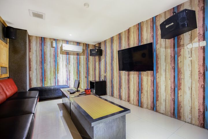 Room 43 of 60