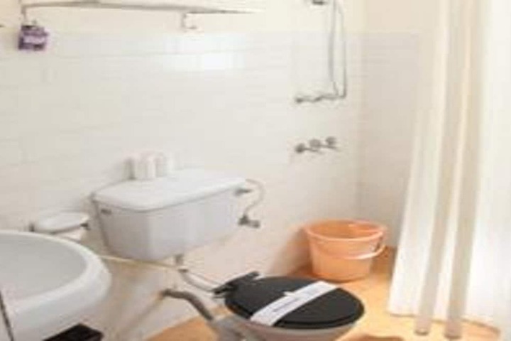 Room 9 of 21