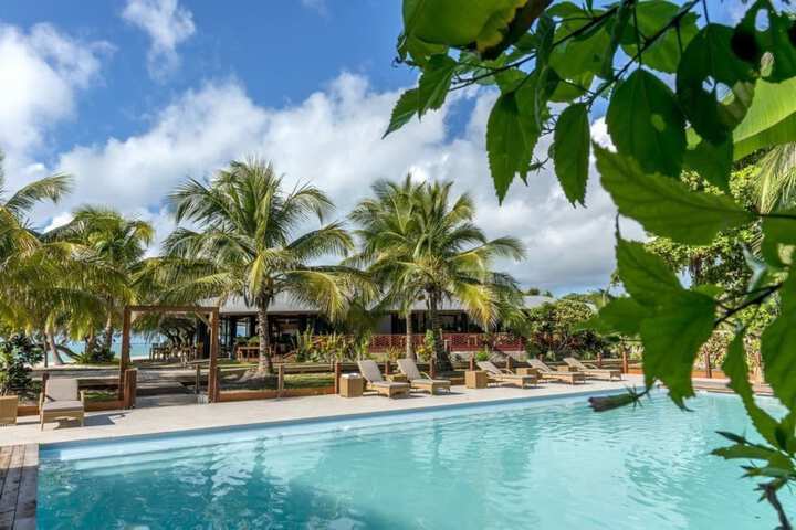Hotel Pool