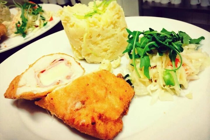 Dining 69 of 99