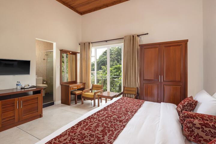 Room 16 of 39