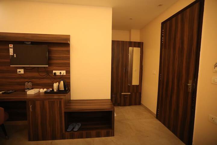 Room 43 of 109
