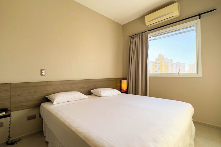 Room 21 of 48