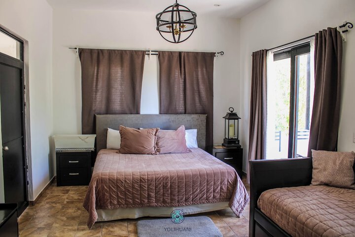 Room 16 of 205