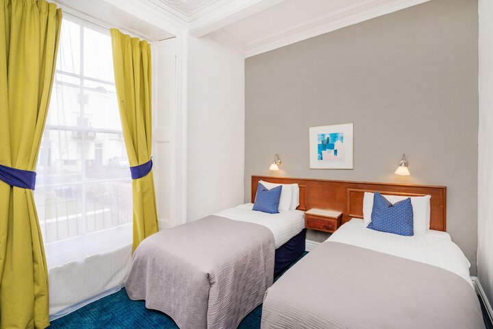 Room 7 of 29