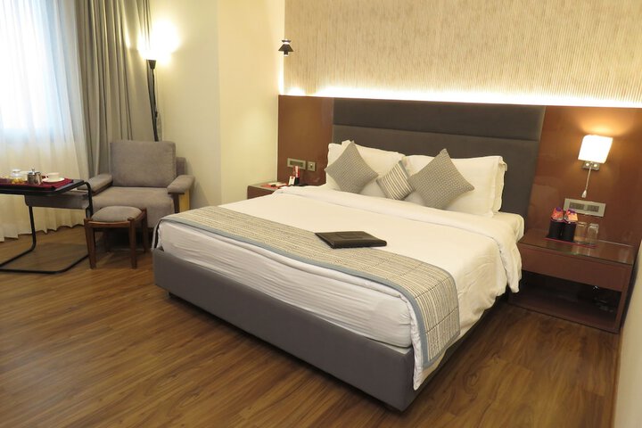 Room 15 of 49