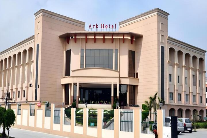 Hotel Ark Continental Rudrapur
