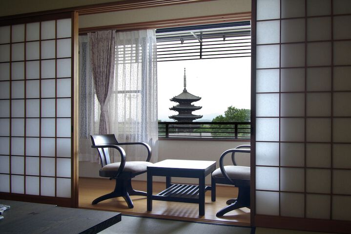 Room 5 of 41