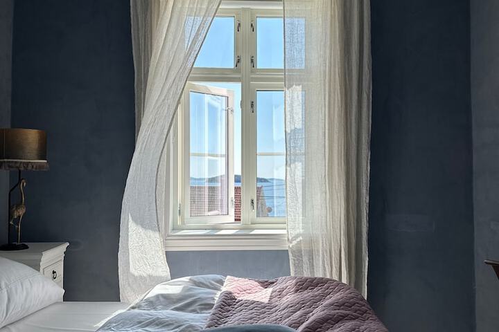 Room 13 of 45