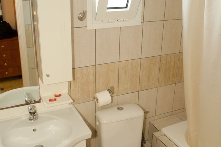 Room 16 of 58