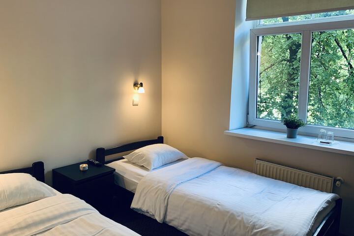 Room 5 of 21
