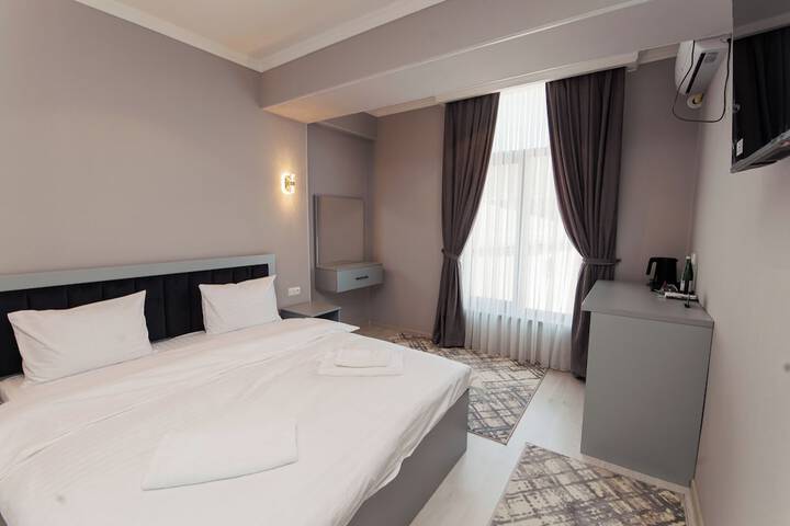 Room 12 of 51