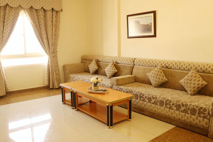 Room 16 of 32