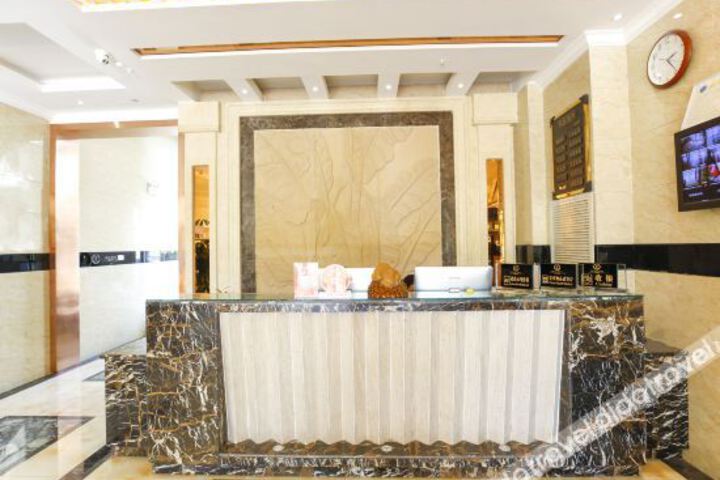Hotel Interior 17 of 24