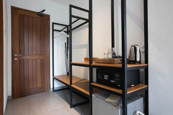 Room 20 of 51