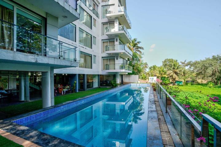 Pool 54 of 66