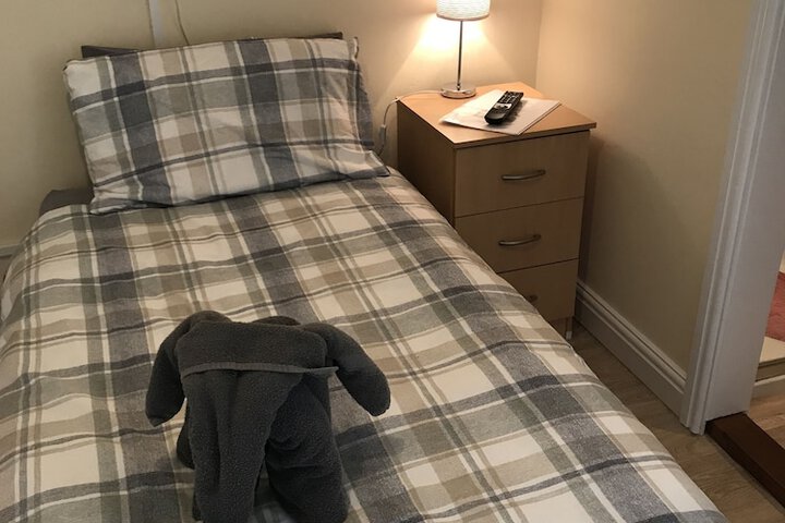 Room 8 of 21