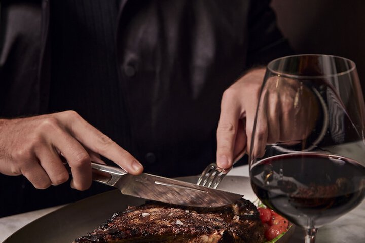 Dining 80 of 130