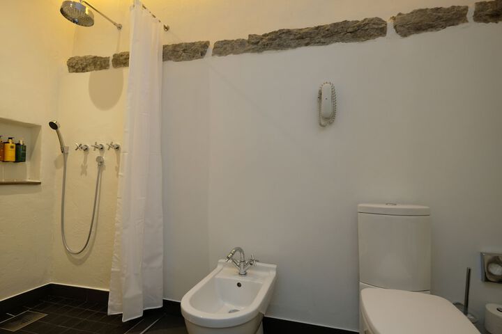 Room 85 of 115