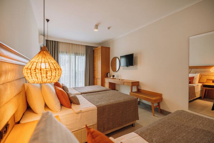 Room 42 of 138