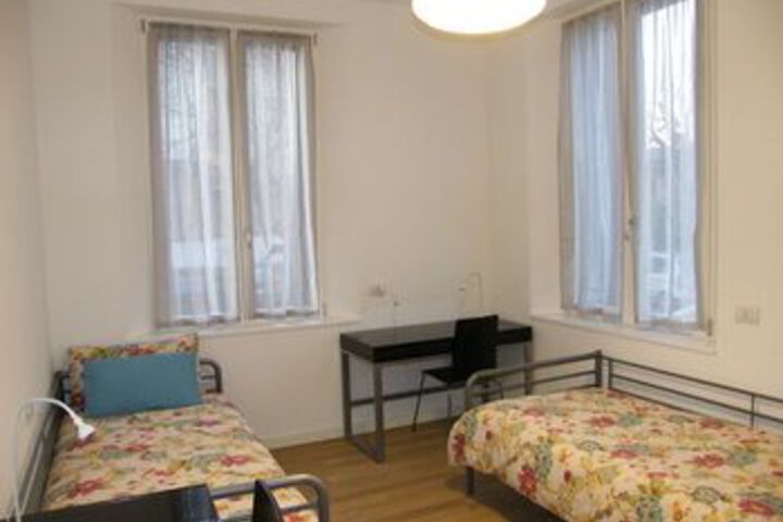 Room 10 of 25
