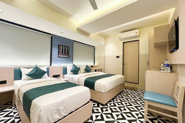 Room 36 of 48