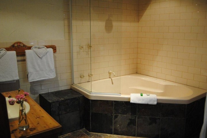 Hot Tub 62 of 73