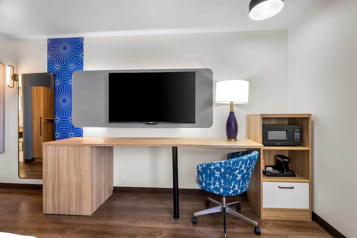 Room 14 of 42