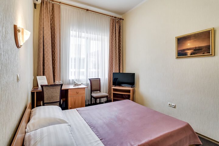 Room 16 of 54